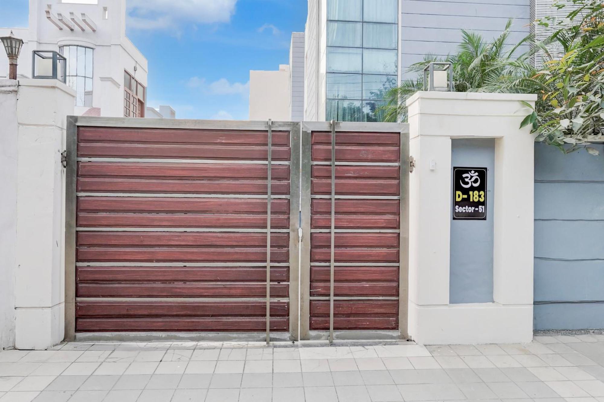 מלון Super Townhouse Sector 51 Noida Near Metro Station מראה חיצוני תמונה